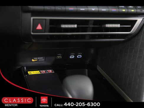 Certified 2025 Toyota Camry XLE w/ Premium Plus Package image 15