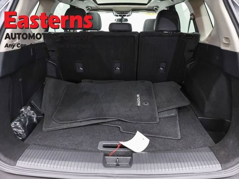 Used 2023 Nissan Rogue SV w/ SV Premium B Package AWD/4WD image 9
