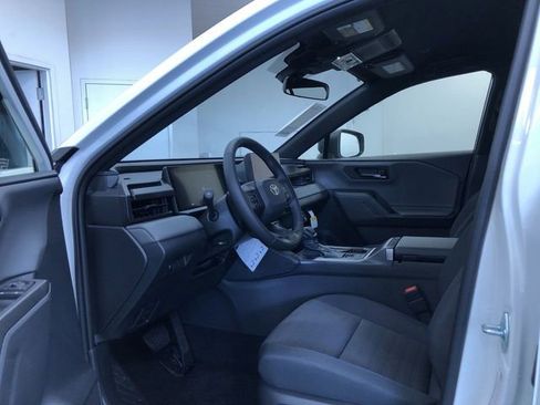 New 2026 Toyota RAV4 SE image 10