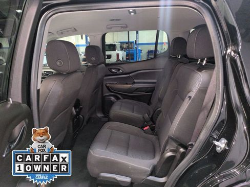 Used 2023 GMC Acadia SLE w/ Driver Convenience Package image 33