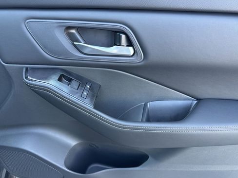 New 2026 Nissan Rogue SV image 17