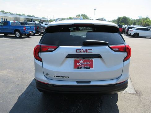 Certified 2021 GMC Terrain SLE w/ Driver Convenience Package FWD image 7