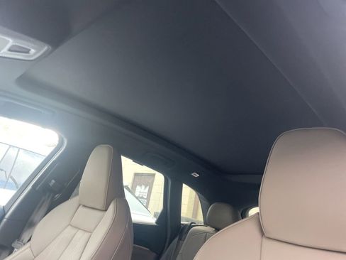 Used 2025 Audi Q5 Premium Plus w/ Premium Plus AWD/4WD image 11
