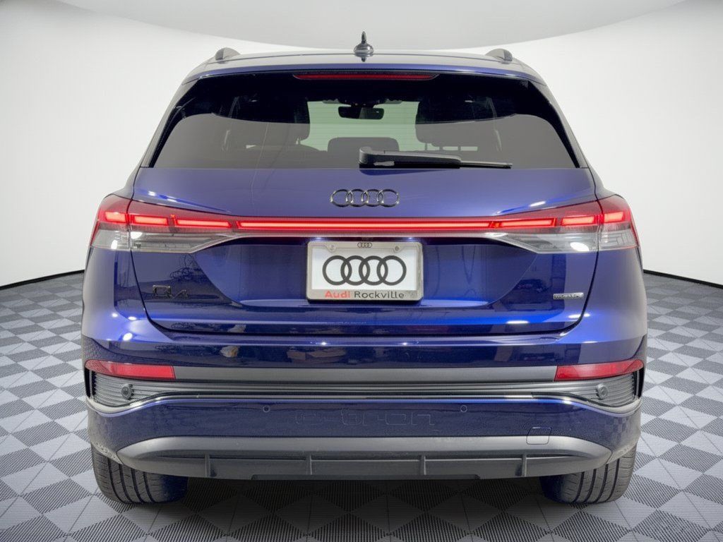 Used 2024 Audi Q4 e-tron Premium Plus AWD/4WD image 11