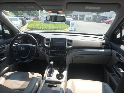 Used 2016 Honda Pilot EX-L image 11