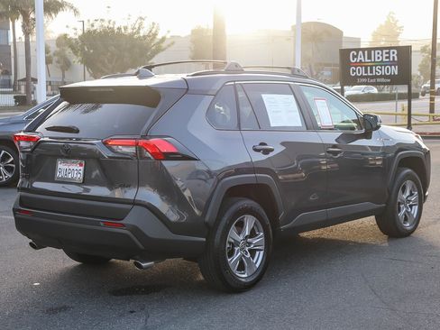 Certified 2025 Toyota RAV4 XLE image 7