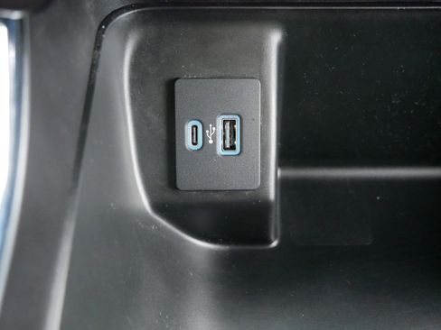 Used 2022 Ford F150 XLT w/ Equipment Group 302A High image 28