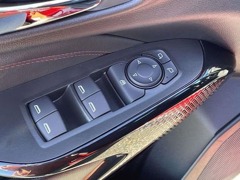 New 2026 Chevrolet Trax RS w/ Sunroof Package image 16