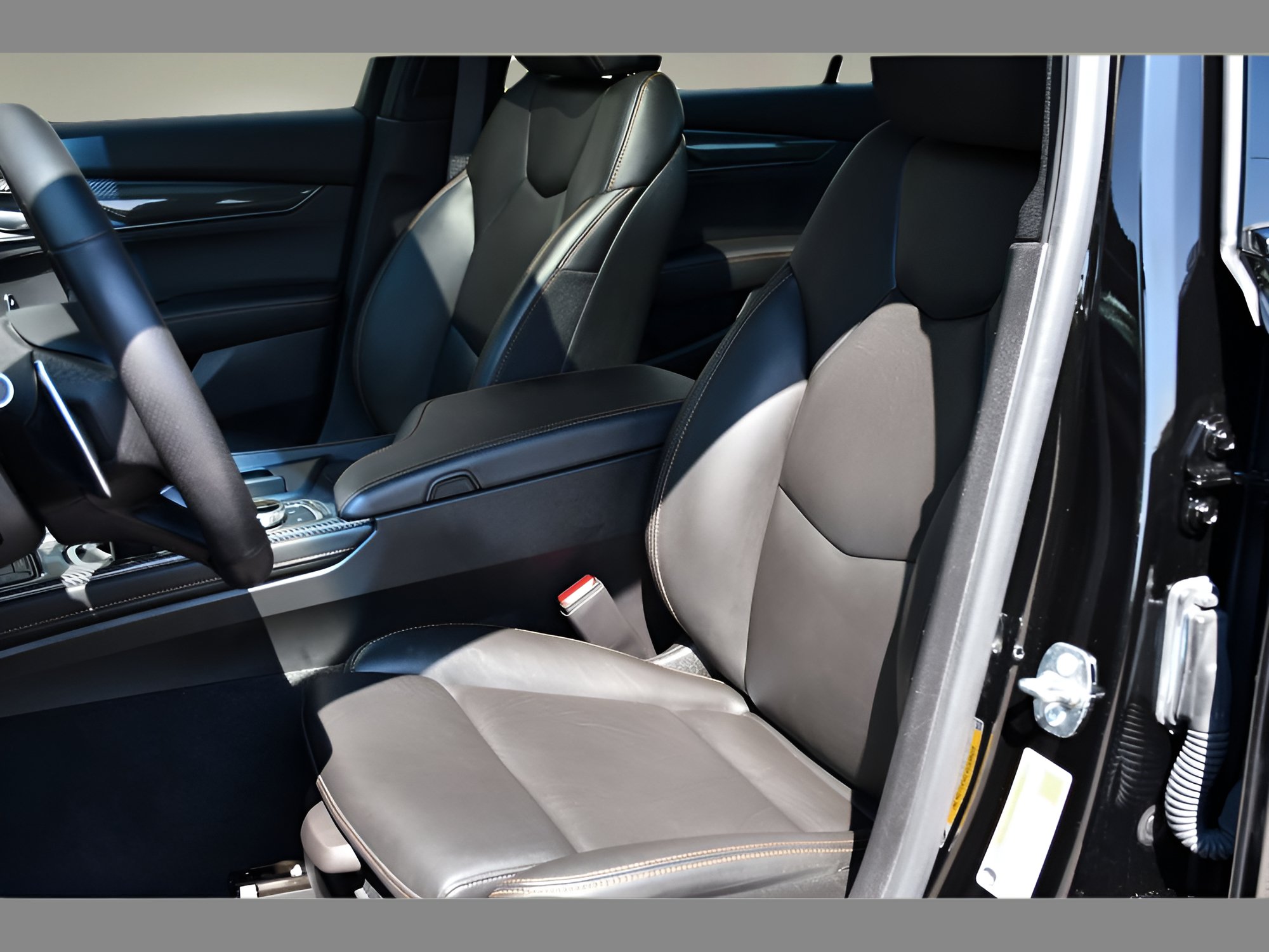 Certified 2024 Cadillac CT5 Sport RWD image 14