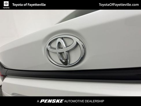 Used 2024 Toyota Corolla LE image 9