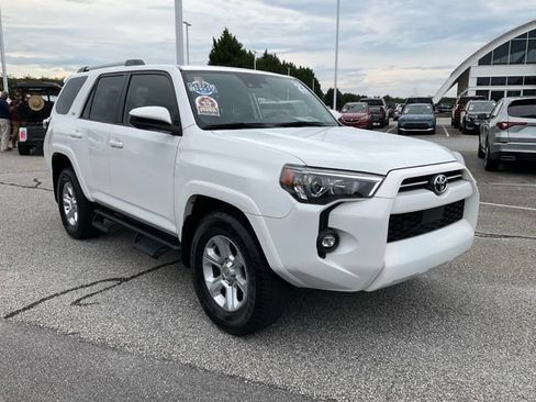 Used 2023 Toyota 4Runner SR5 RWD image 3