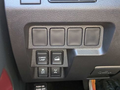 Used 2024 Nissan Frontier PRO-4X w/ Off-Road Protection Package AWD/4WD image 23