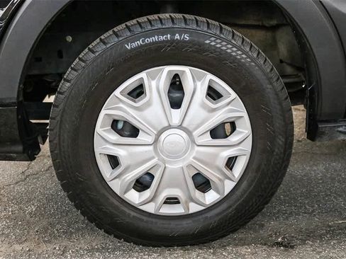 Used 2023 Ford Transit 350 XLT image 11