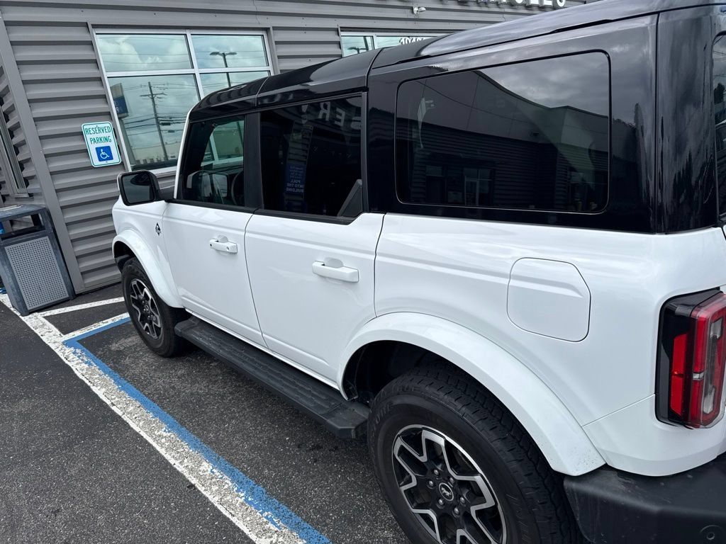Used 2024 Ford Bronco Outer Banks AWD/4WD image 7