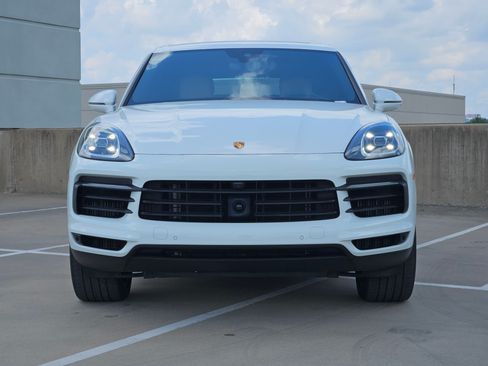 Certified 2023 Porsche Cayenne AWD/4WD image 11