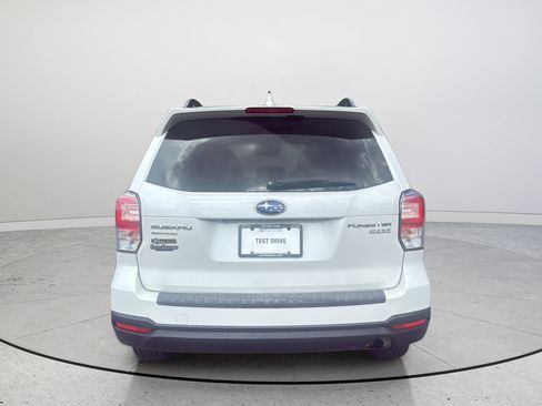 Used 2017 Subaru Forester 2.5i Premium w/ Popular Package #1A AWD/4WD image 8
