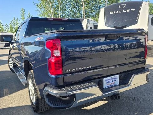 Used 2023 Chevrolet Silverado 1500 LT w/ Convenience Package II AWD/4WD image 6