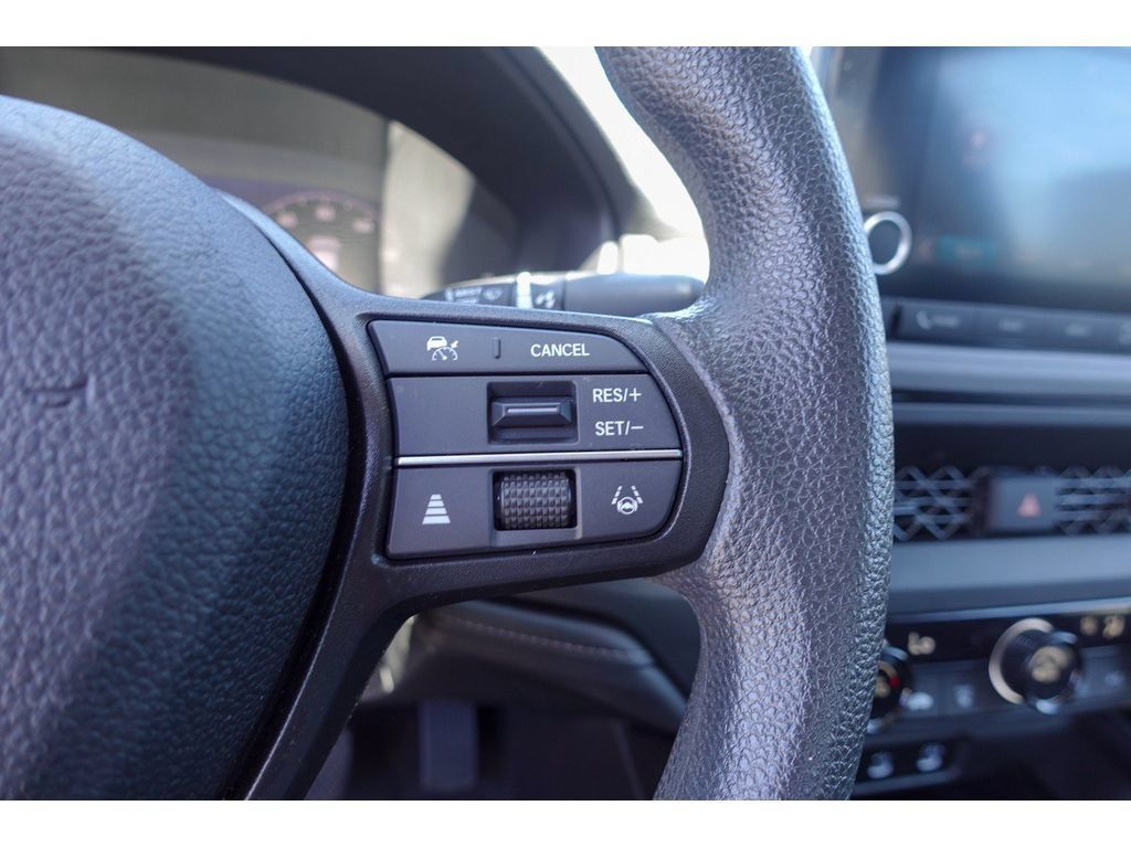 Used 2023 Honda Accord LX image 14