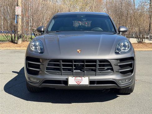 Used 2015 Porsche Macan Turbo image 2