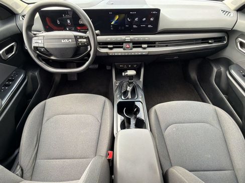 Used 2025 Kia K4 FWD image 16