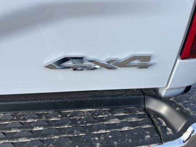 New 2026 RAM 3500 Big Horn AWD/4WD image 13