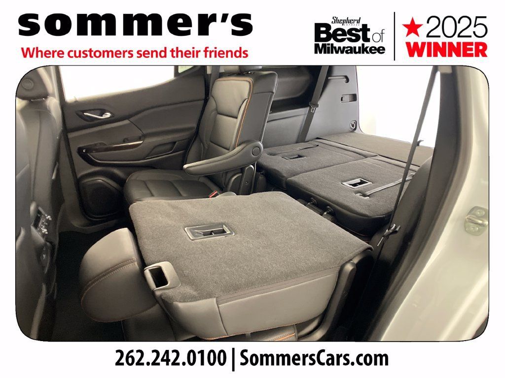 Used 2023 GMC Acadia AT4 w/ Technology Package AWD/4WD image 30