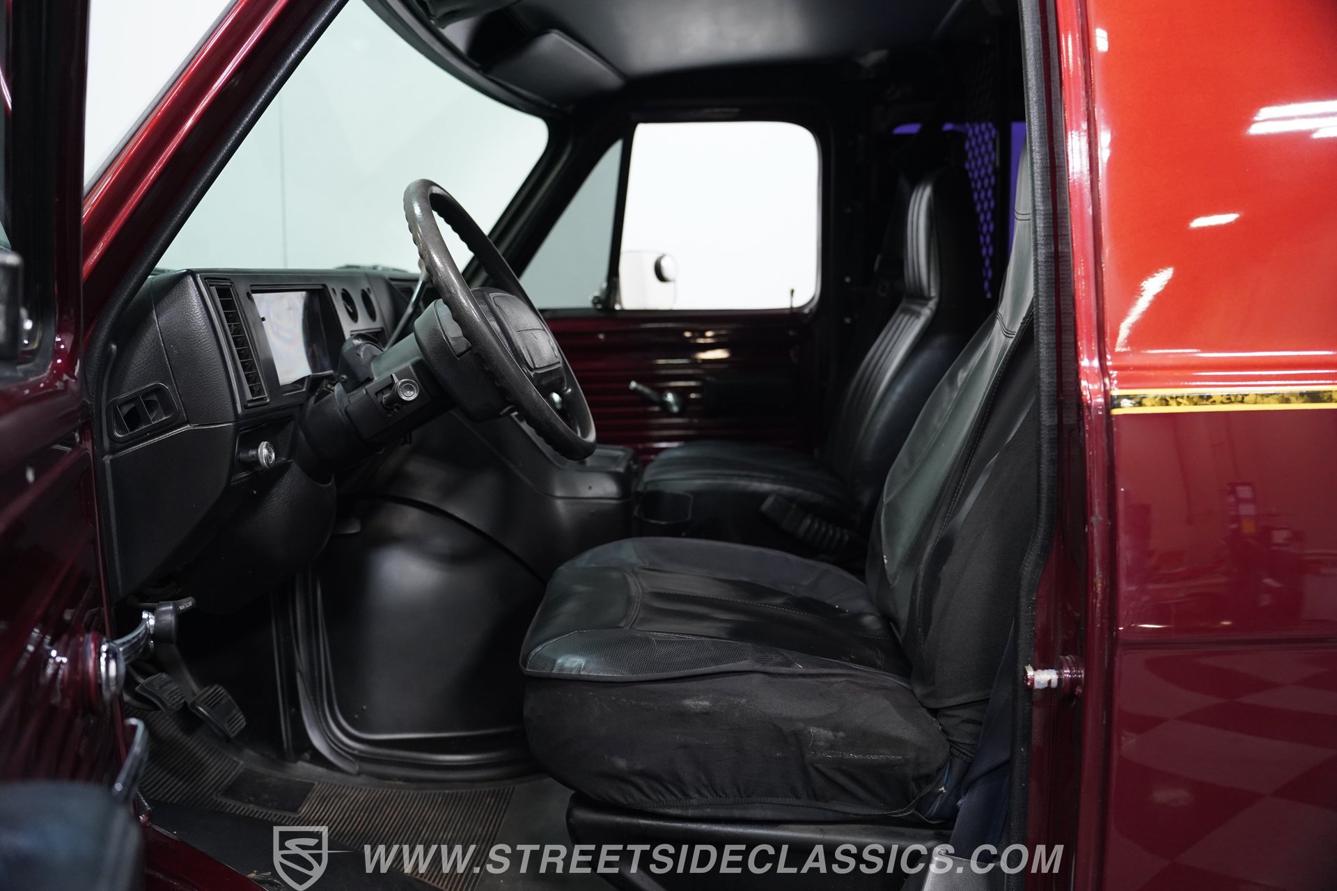 Used 1995 Chevrolet G10 RWD image 36
