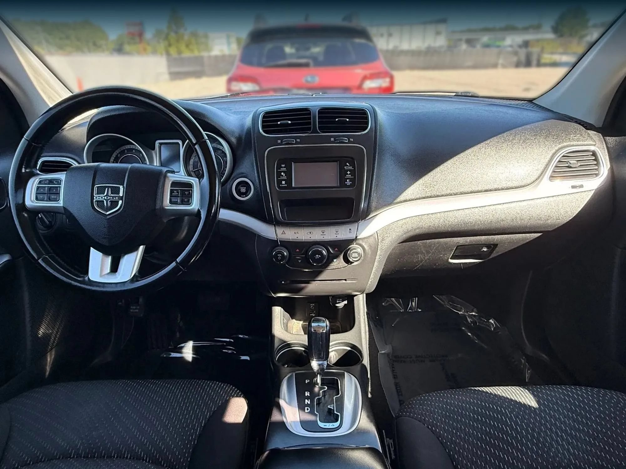 Used 2020 Dodge Journey SE w/ SE Popular Equipment Group FWD image 3