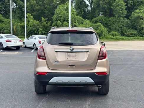 Used 2018 Buick Encore Preferred FWD image 4