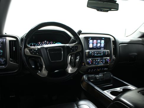 Used 2017 GMC Sierra 1500 Denali w/ Denali Ultimate Package AWD/4WD image 2