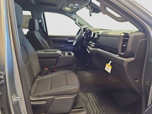 New 2026 GMC Sierra 1500 SLE AWD/4WD image 16