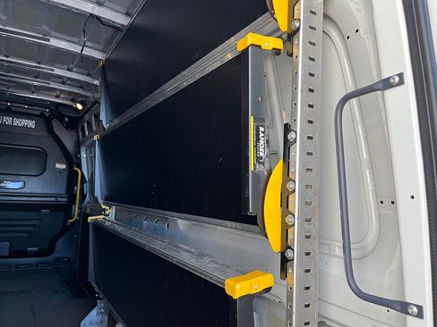 Used 2020 Mercedes-Benz Sprinter 2500 image 10