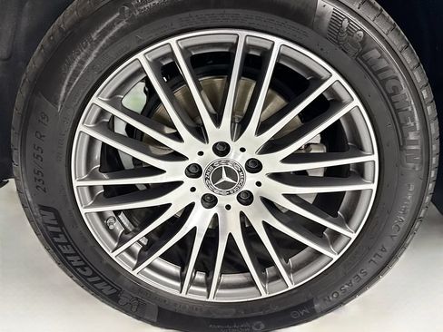 Certified 2026 Mercedes-Benz GLC 300 image 33