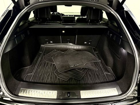 Used 2018 Land Rover Range Rover Velar S AWD/4WD image 35