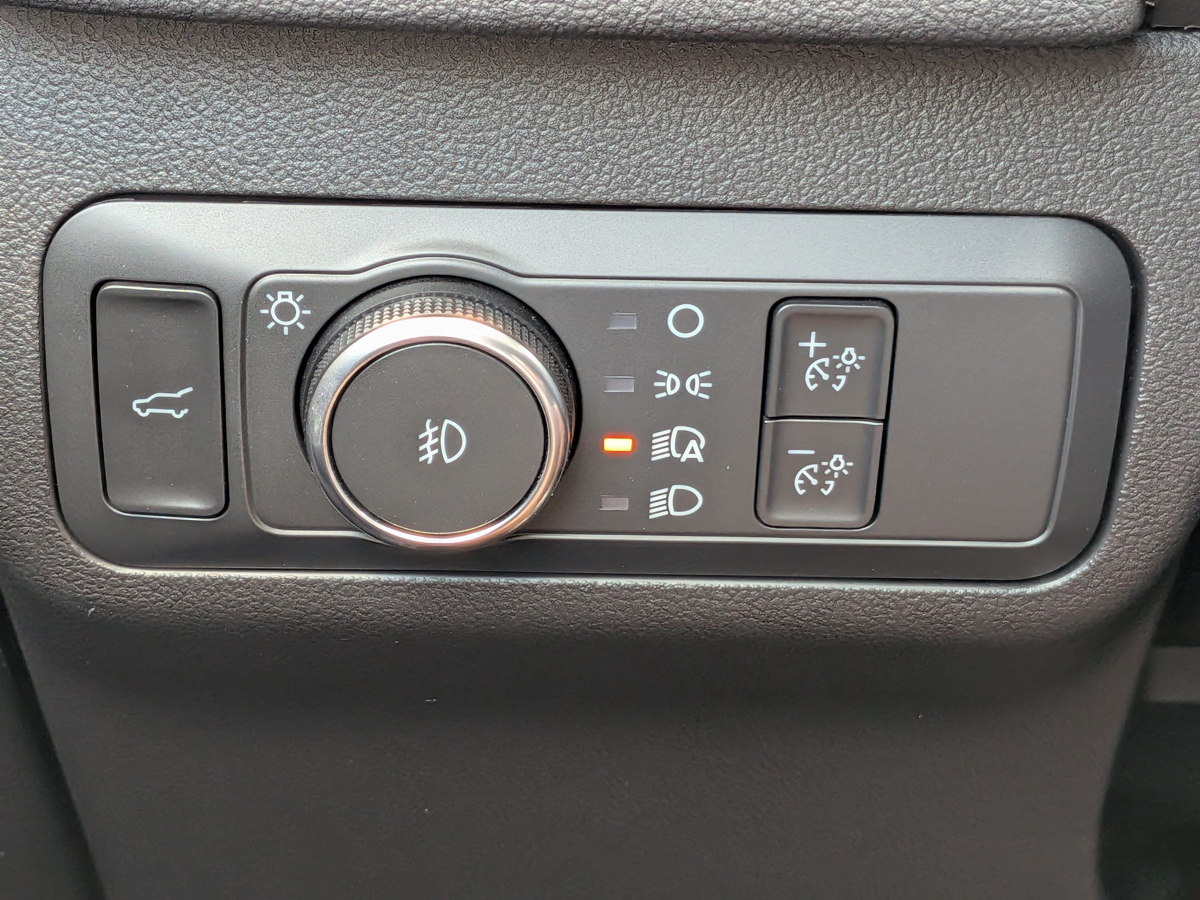 Used 2022 Ford Escape SEL FWD image 24