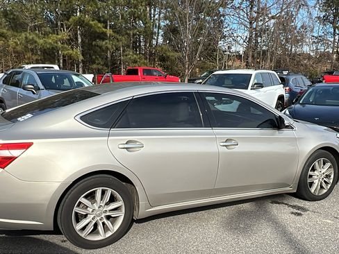 Used 2014 Toyota Avalon XLE image 8