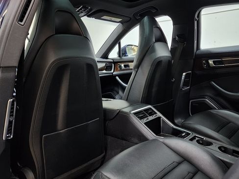 Used 2018 Porsche Panamera 4S AWD/4WD image 16