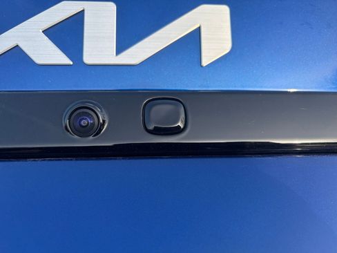 Used 2025 Kia K4 LXS image 20