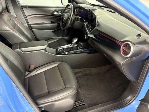 Used 2024 Chevrolet Trax RS w/ Driver Confidence Package FWD image 16