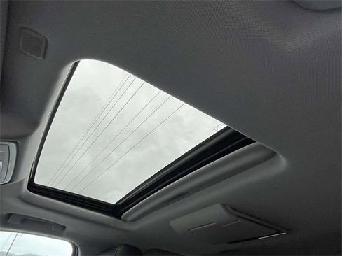 Used 2018 Chevrolet Tahoe Premier image 20