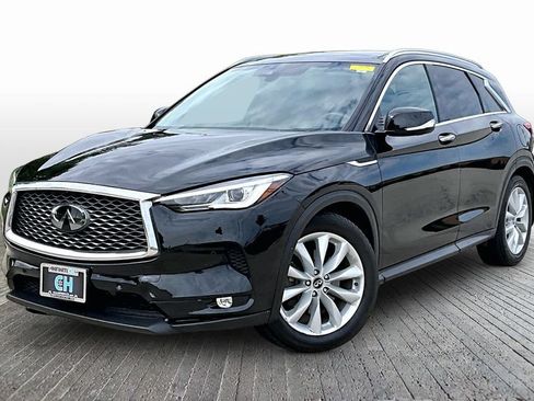 Certified 2019 INFINITI QX50 Essential w/ Proactive Package AWD/4WD image 3