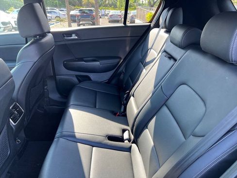 Used 2022 Kia Sportage Nightfall Edition AWD/4WD image 9