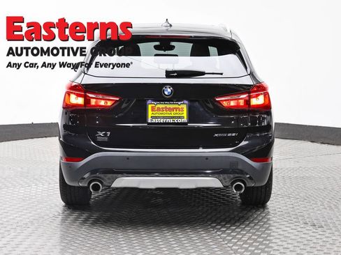 Used 2022 BMW X1 xDrive28i w/ Convenience Package AWD/4WD image 6