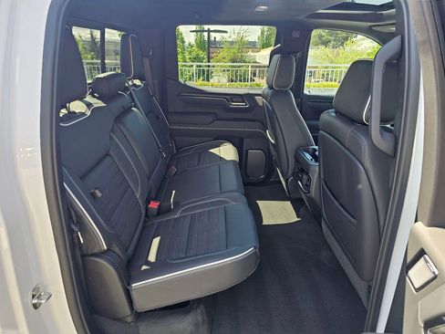 Used 2024 GMC Sierra 1500 AT4X w/ AT4X AEV Edition AWD/4WD image 48