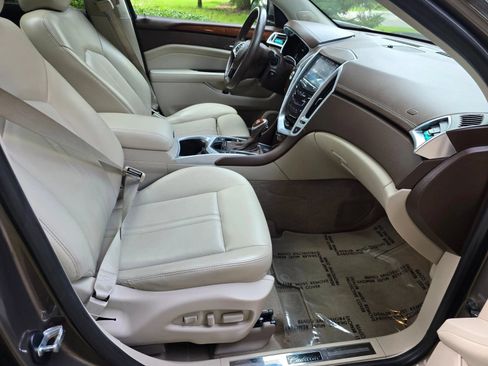 Used 2016 Cadillac SRX Performance w/ Driver Awareness Package AWD/4WD image 11