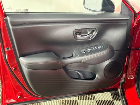Certified 2025 Honda HR-V Sport image 11