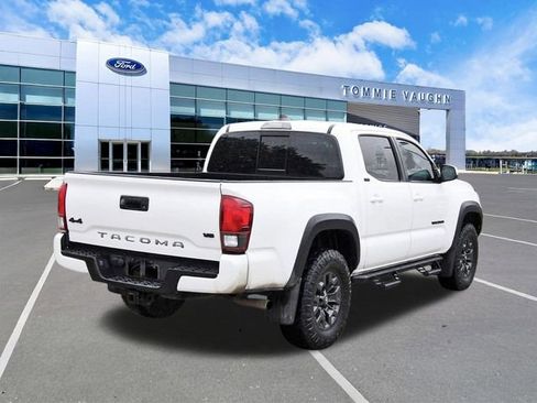 Used 2021 Toyota Tacoma SR5 w/ Trail Edition AWD/4WD image 4