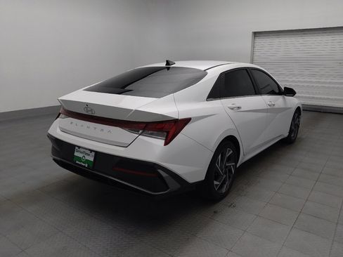 Used 2024 Hyundai Elantra SEL w/ Convenience Package FWD image 9
