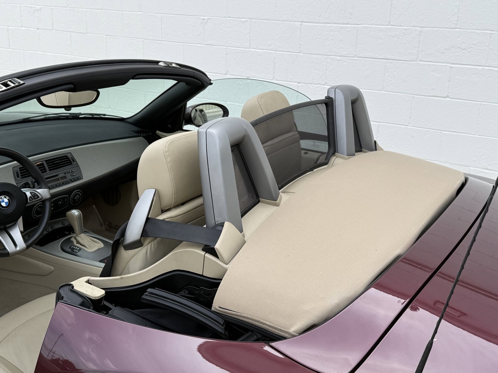 Used 2004 BMW Z4 3.0i RWD image 27
