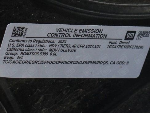 Used 2024 Chevrolet Silverado 2500 High Country w/ Technology Package AWD/4WD image 14
